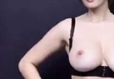 양민아 - 오프닝 게스트로 나체춤만 해주면 흥분을 조장할 수 없을 것 같아요.