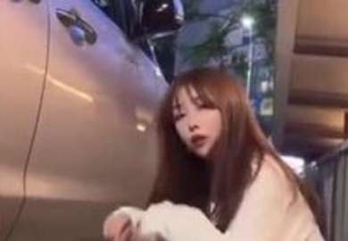 公共场所当众小便